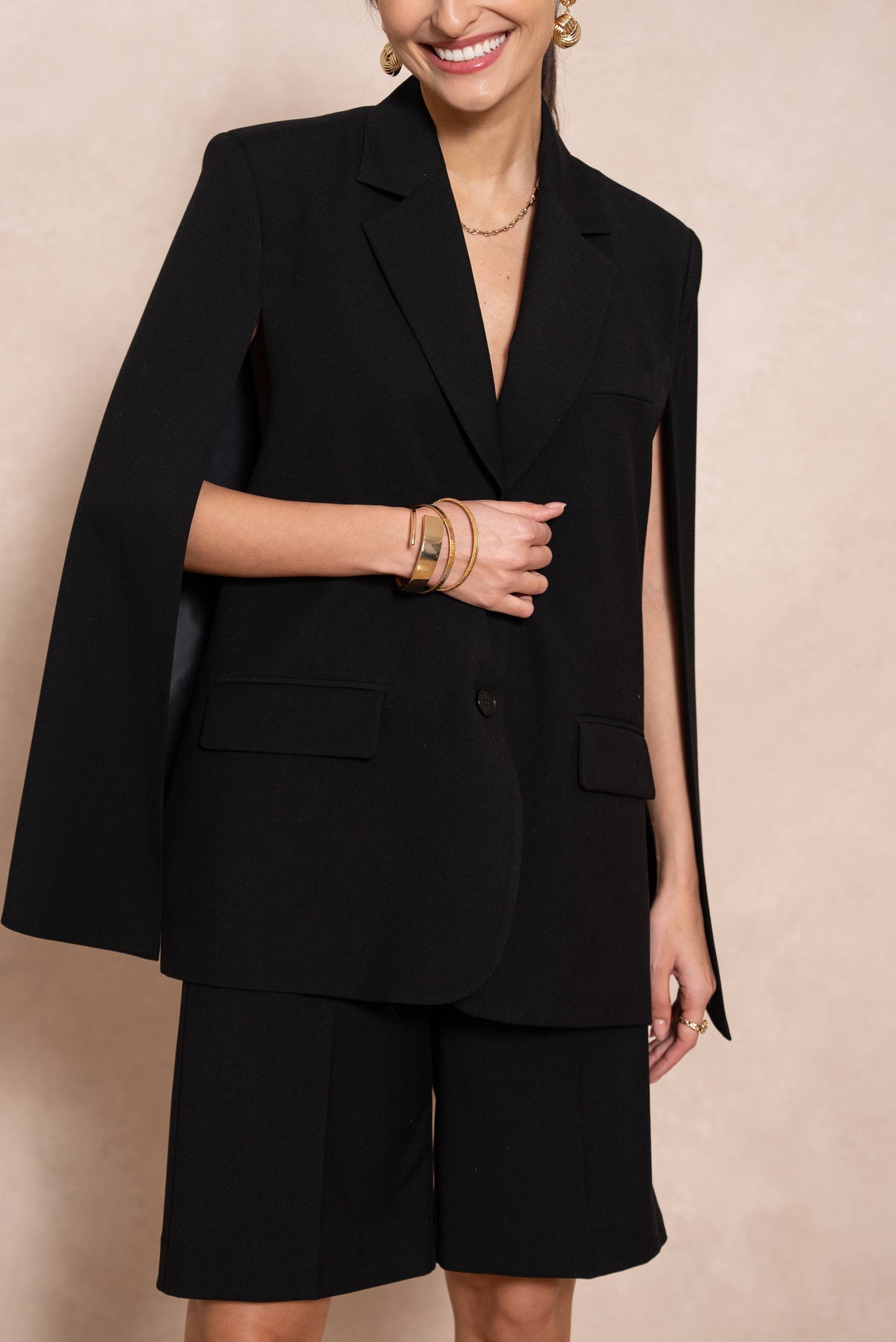 Vision - Oversize-Cape-Jacke mit strukturierter Passform
