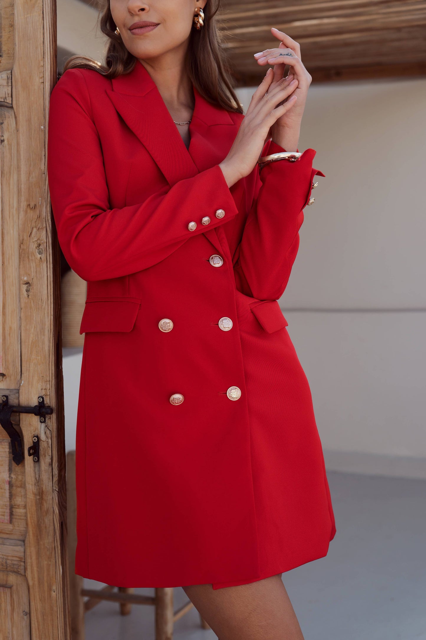 Seréna – Wickelblazer mit goldener Knopfleiste